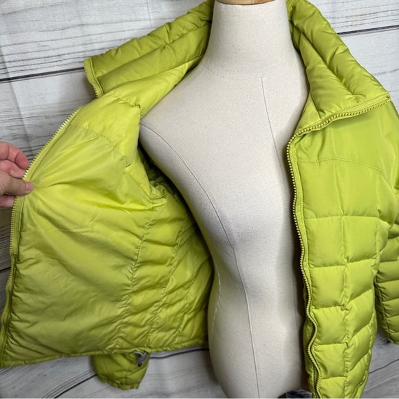 Columbia bold lime green puffer winter jacket - Picture 5 of 5